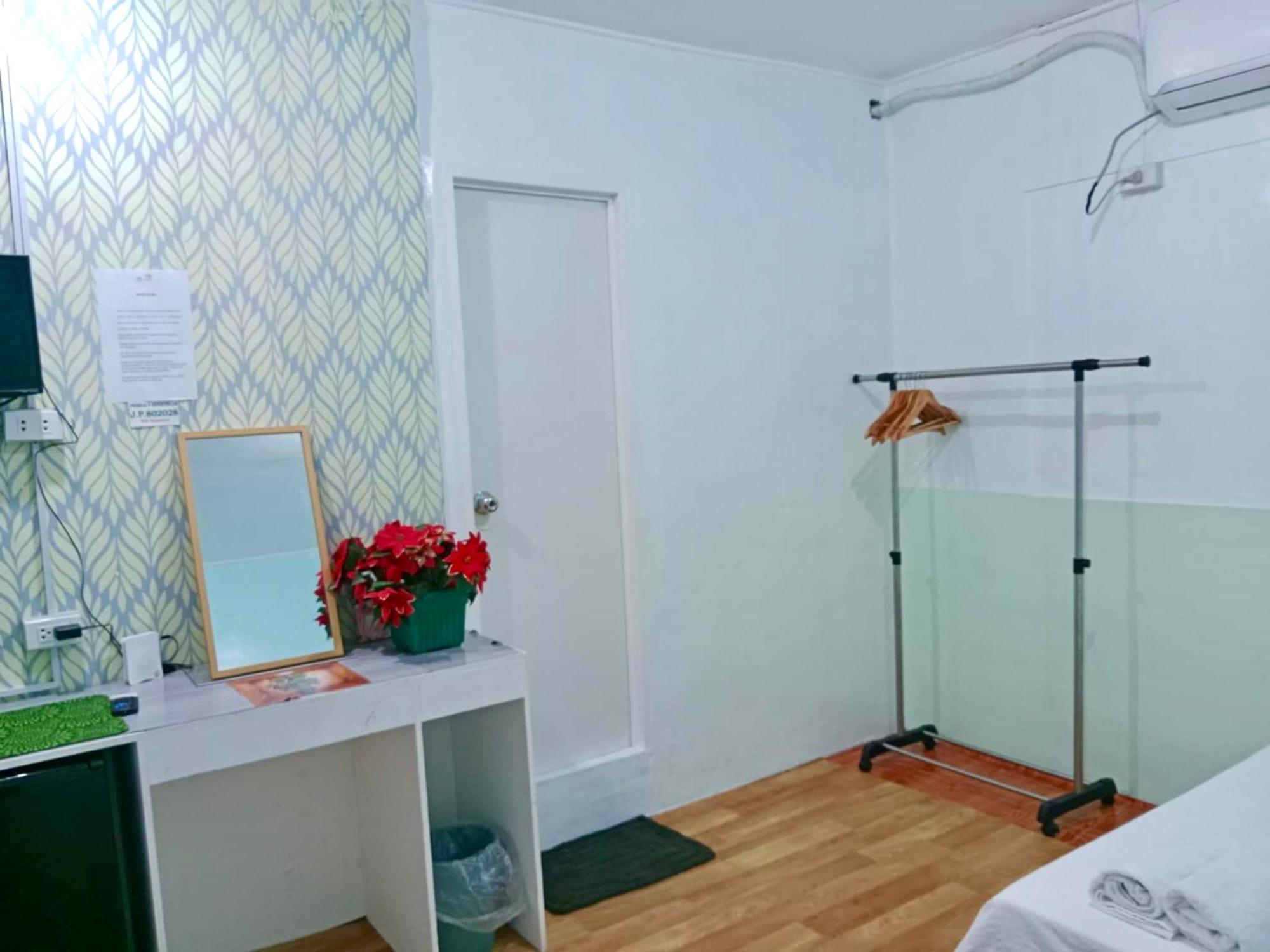 Pearls Z Apartelle Bahay bakasyunan Boracay Island